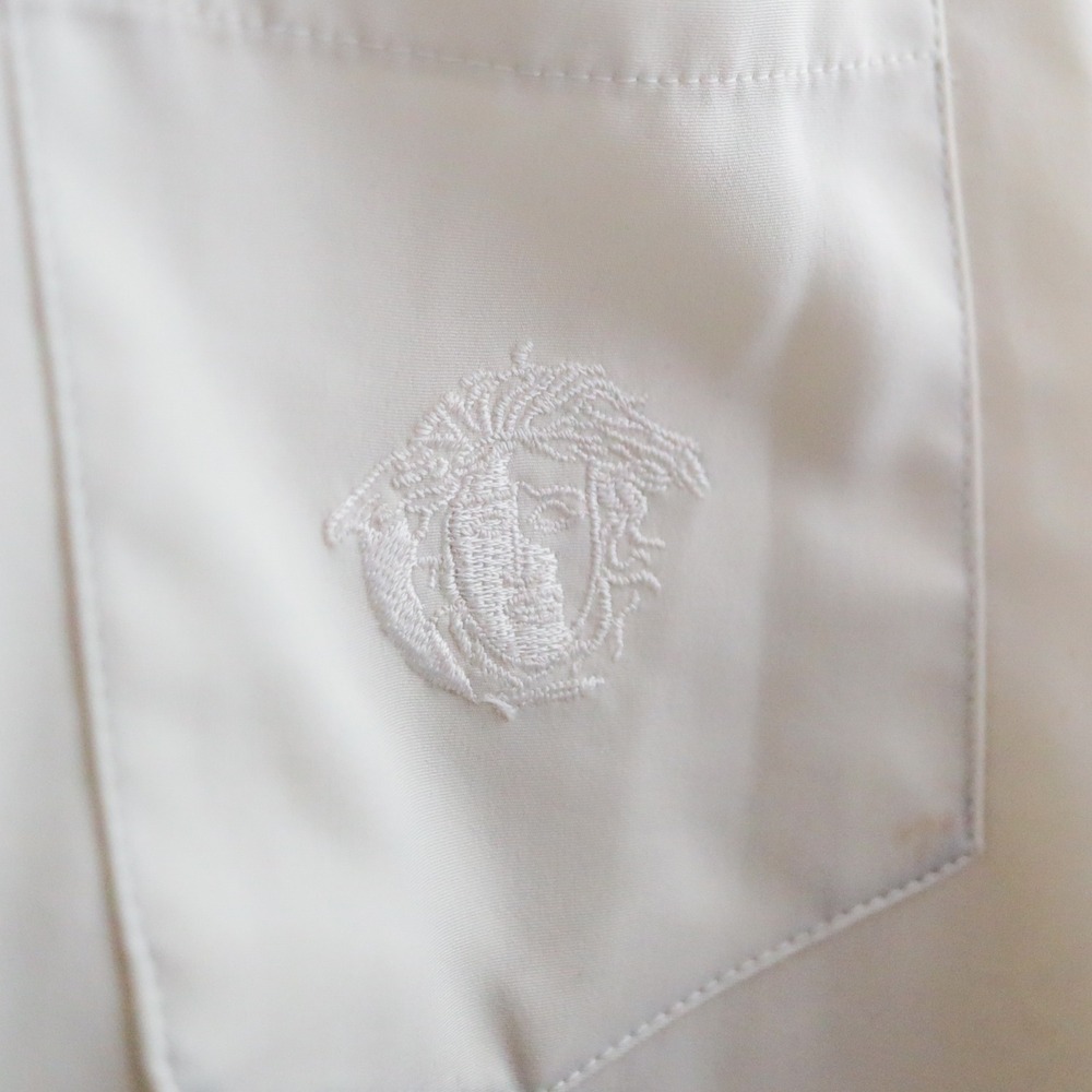 Vintage Versace Jeans Couture‎ Button Up Shirt Mens L Ivory Medusa Short Sleeve - Picture 7 of 16